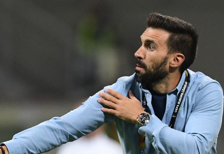 Eder Sarabia prepares Elche in their La Liga match vs Atletico Madrid