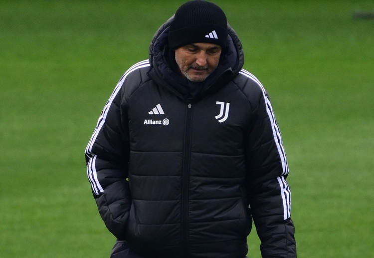 ဂျူဗင်တပ်စ်က စီးရီးအေ နောက်ဆုံး ၃ ပွဲဆက် သရေကျထားခဲ့ပြီး ပြီးခဲ့တဲ့ ပွဲမှာဆိုရင် ဇယားအောက်မှာ ကြမ်းတိုက်နေရတဲ့ ဖီအိုရင်တီးနားကို သရေသာ ကစားနိုင်ခဲ့တာ ဖြစ်ပါတယ်။