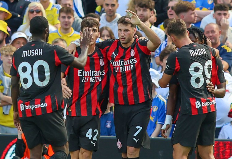 Santiago Gimenez bela salah satu raksasa Serie A