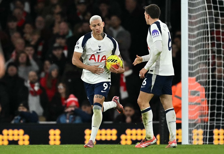 Skor akhir Premier League: Arsenal 4-1 Tottenham Hotspur