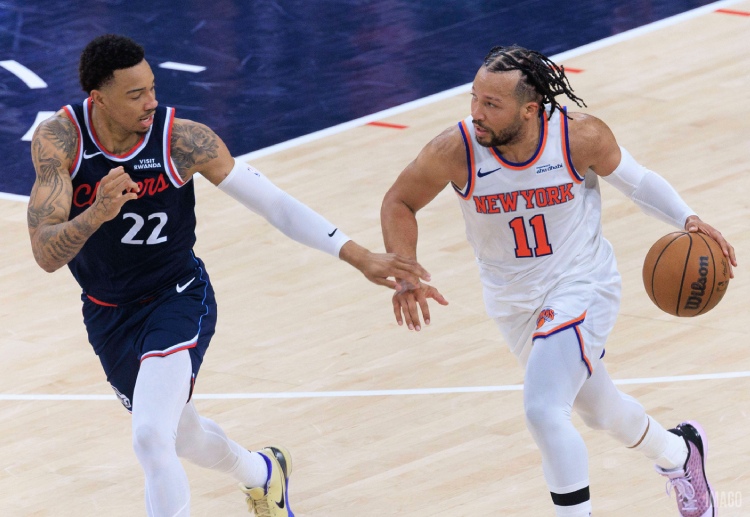 Jalen Brunson has scored 35 points to lead the Knicks in pulverising the Sixers in recent NBA game